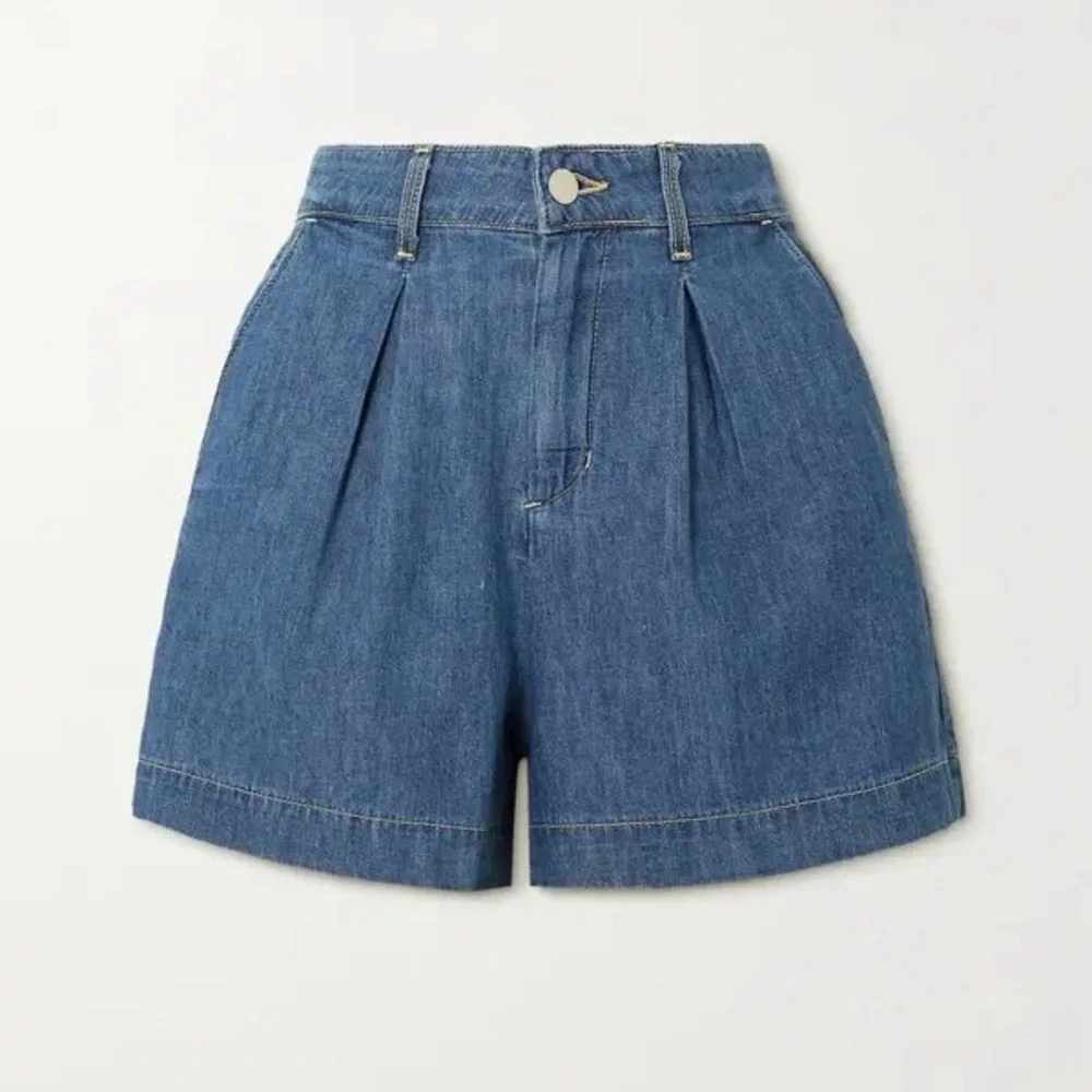 L’AGENCE Zahari Pleated Denim Shorts High-Rise Soft Denim Casual Effortless - Picture 1 of 7